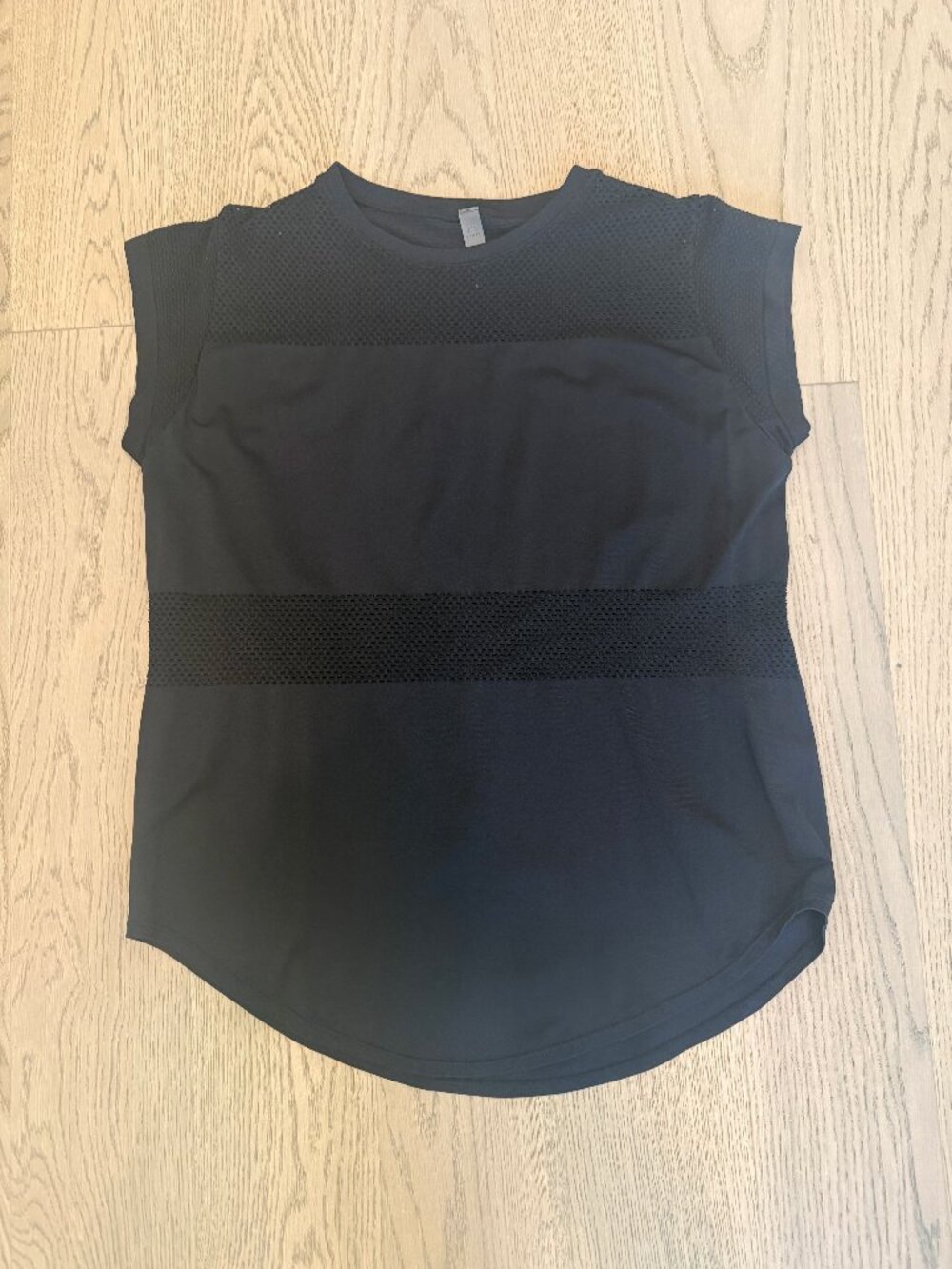 Varley Carley Black Seamless T-Shirt Size S/M VGUC